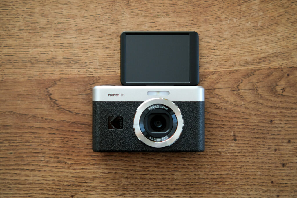 KODAK PIXPRO C1チルトモニター